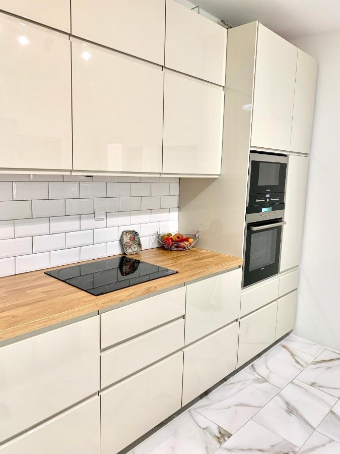 Cozy Apartment With Parking Near The City Center Афіни Екстер'єр фото
