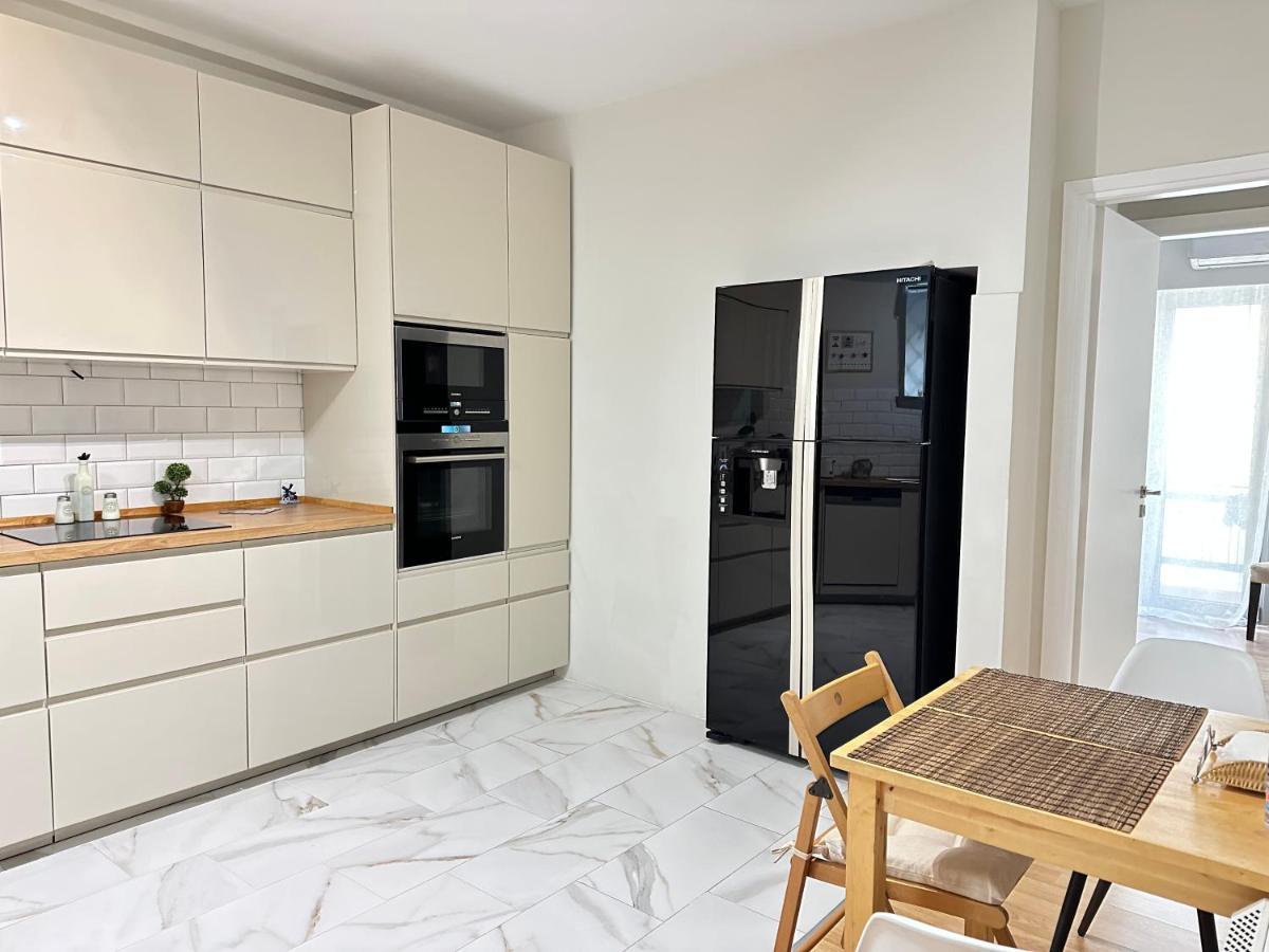 Cozy Apartment With Parking Near The City Center Афіни Екстер'єр фото